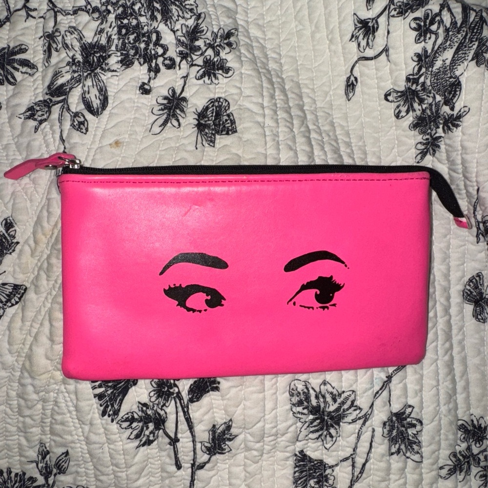 Kate Spade pouch hot pink